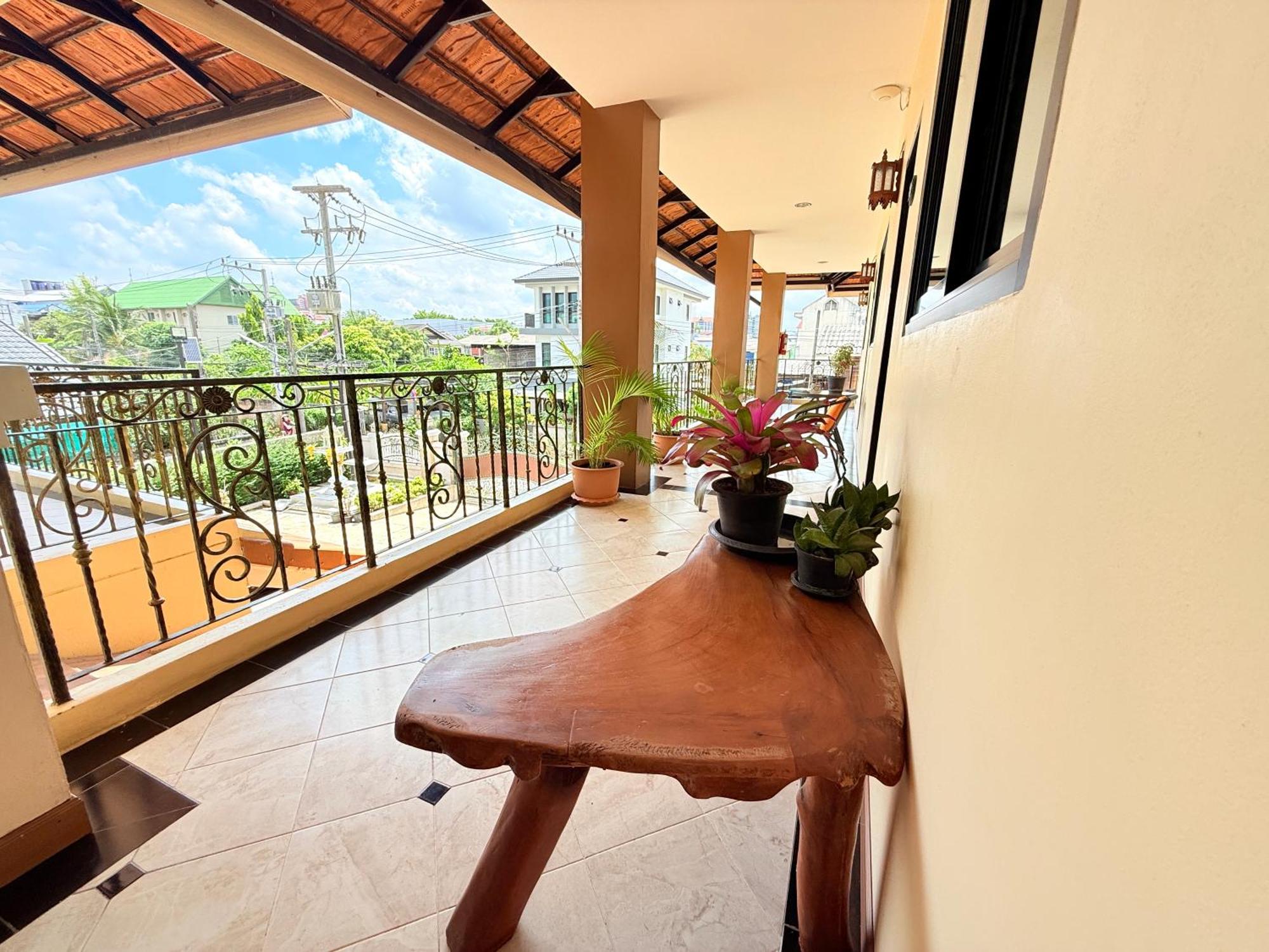 チエンマイ Laph Kham Houseアパートホテル エクステリア 写真